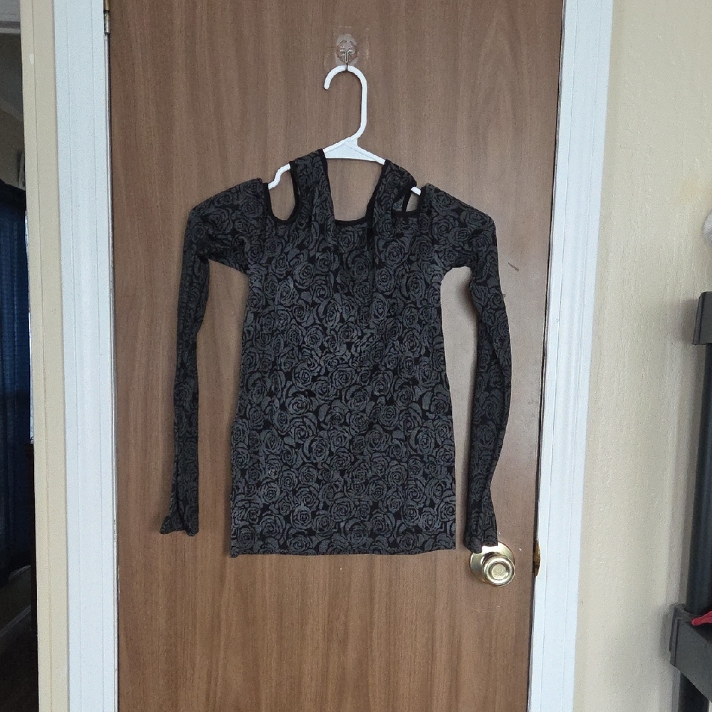 💖 Soho Girls Black Floral Long Sleeve Top